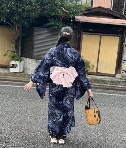 姪っ子　絞りの浴衣
