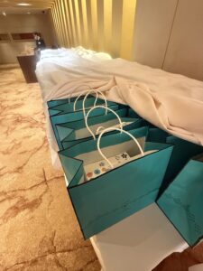 お土産のタオルとPANKAN 協賛品